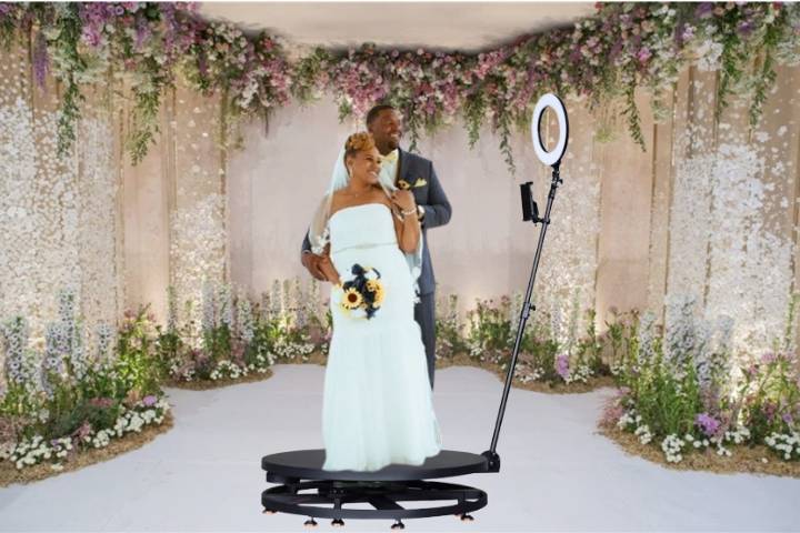 Choosing the Perfect 360 Photo Booth Rental for Your New York Wedding